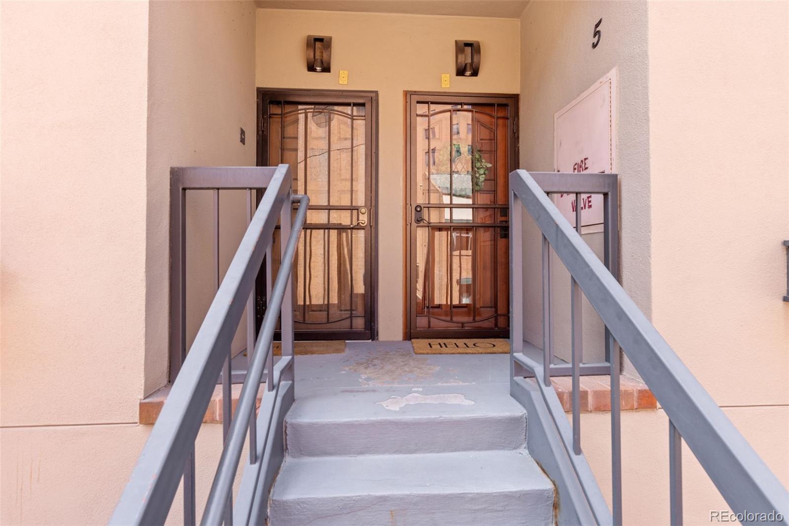 1512 Larimer Street Unit: 5