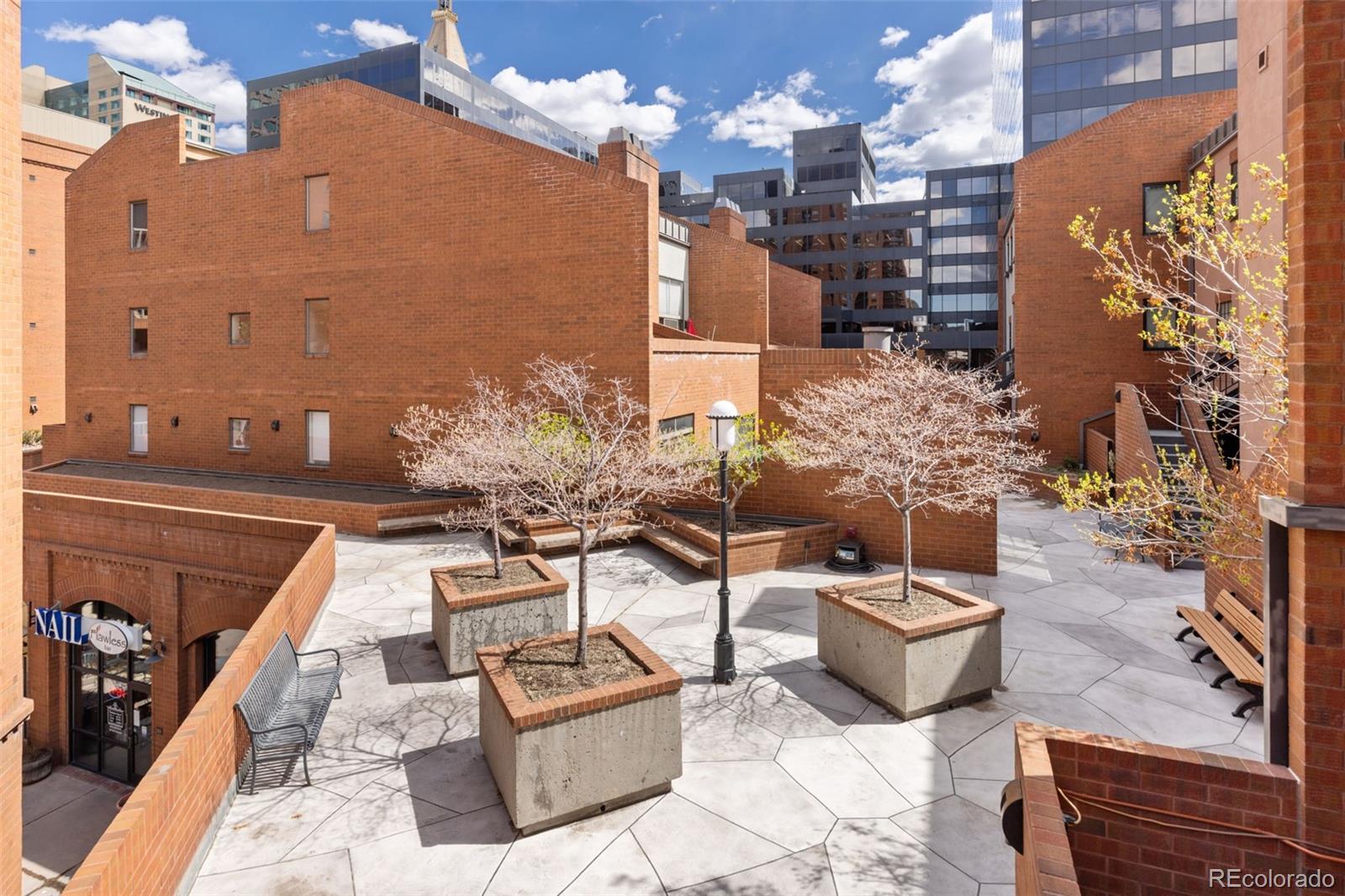 1512 Larimer Street Unit: 5