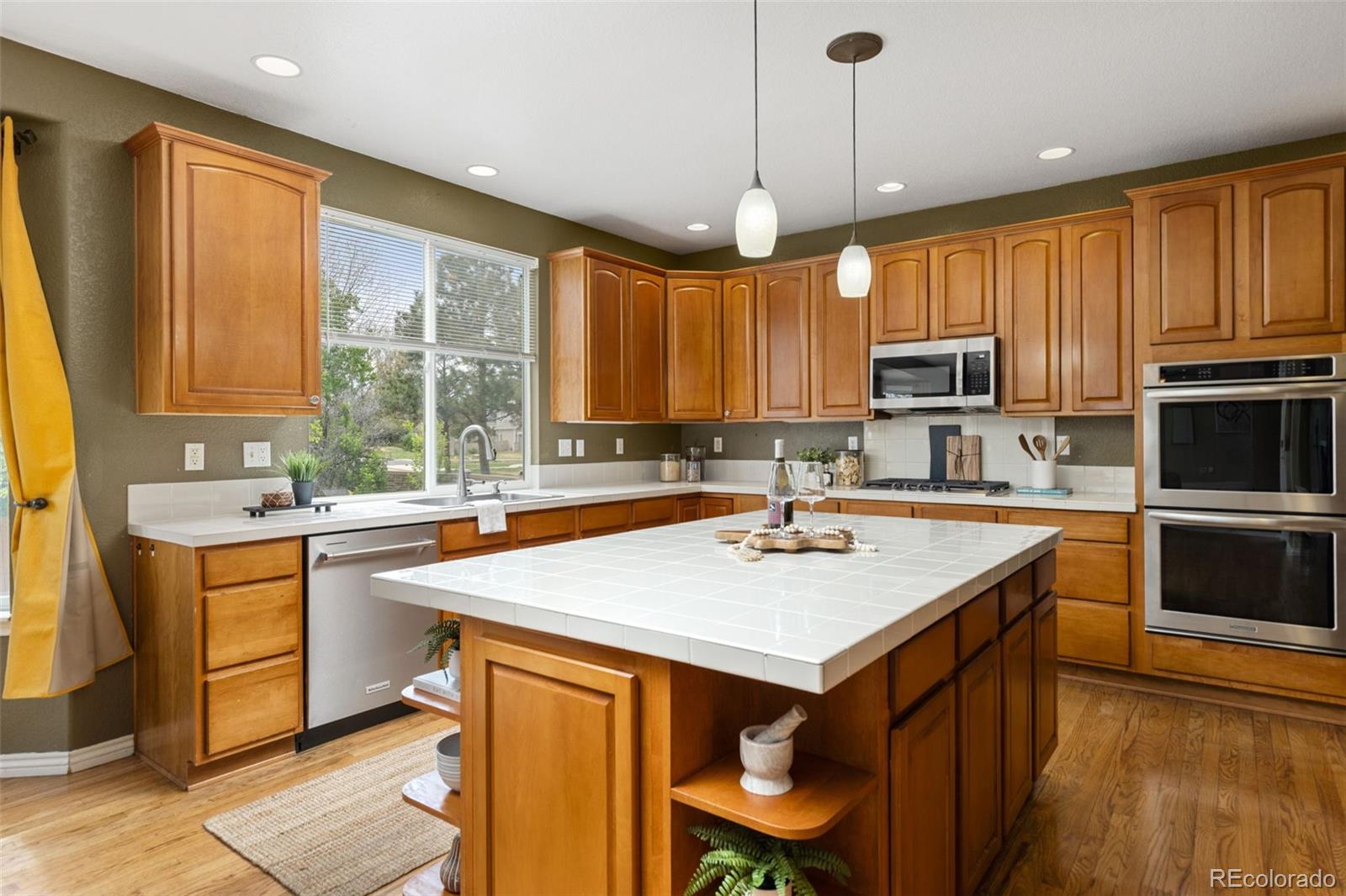 9515 S Bluebead Way