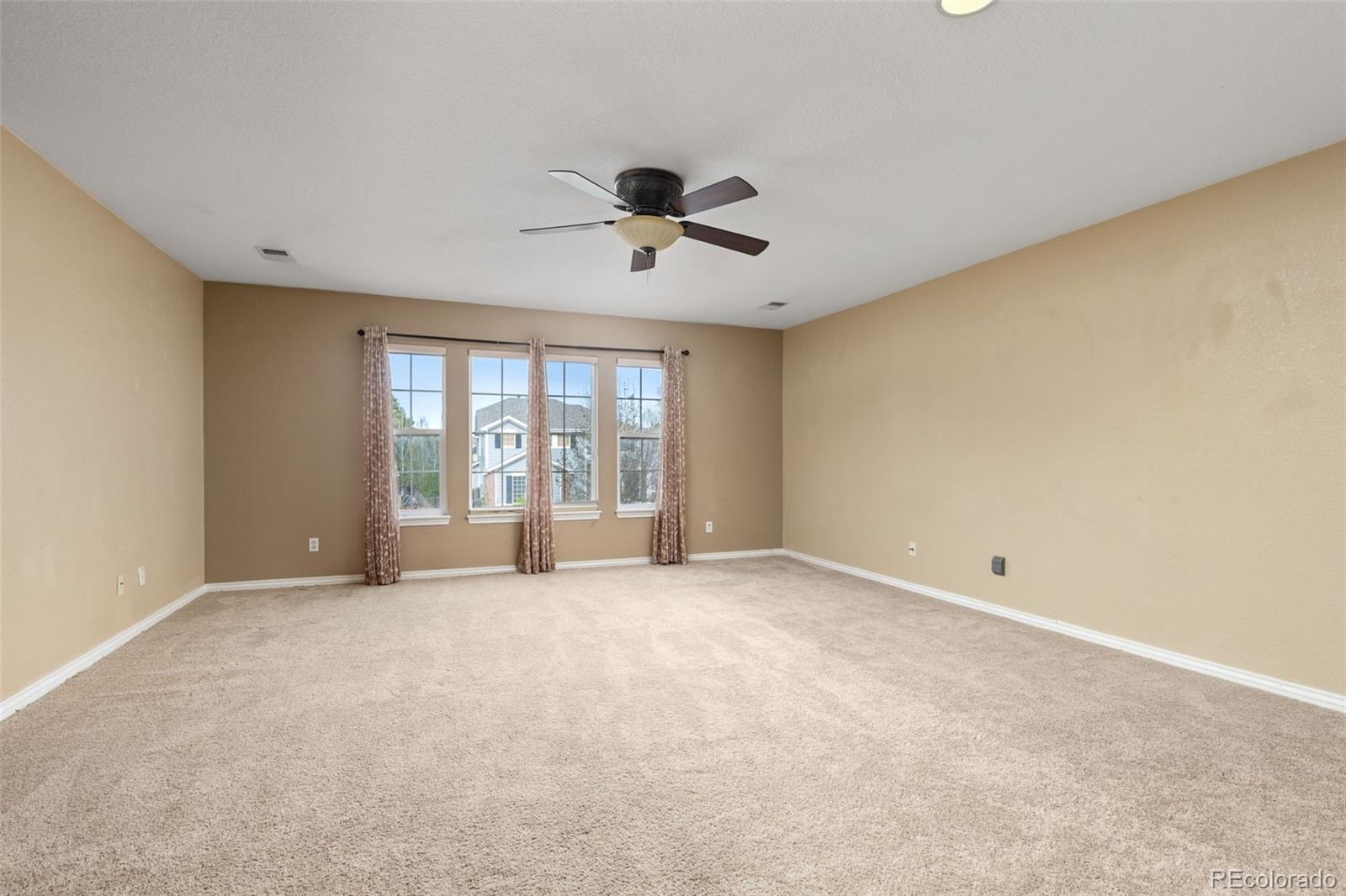 9515 S Bluebead Way