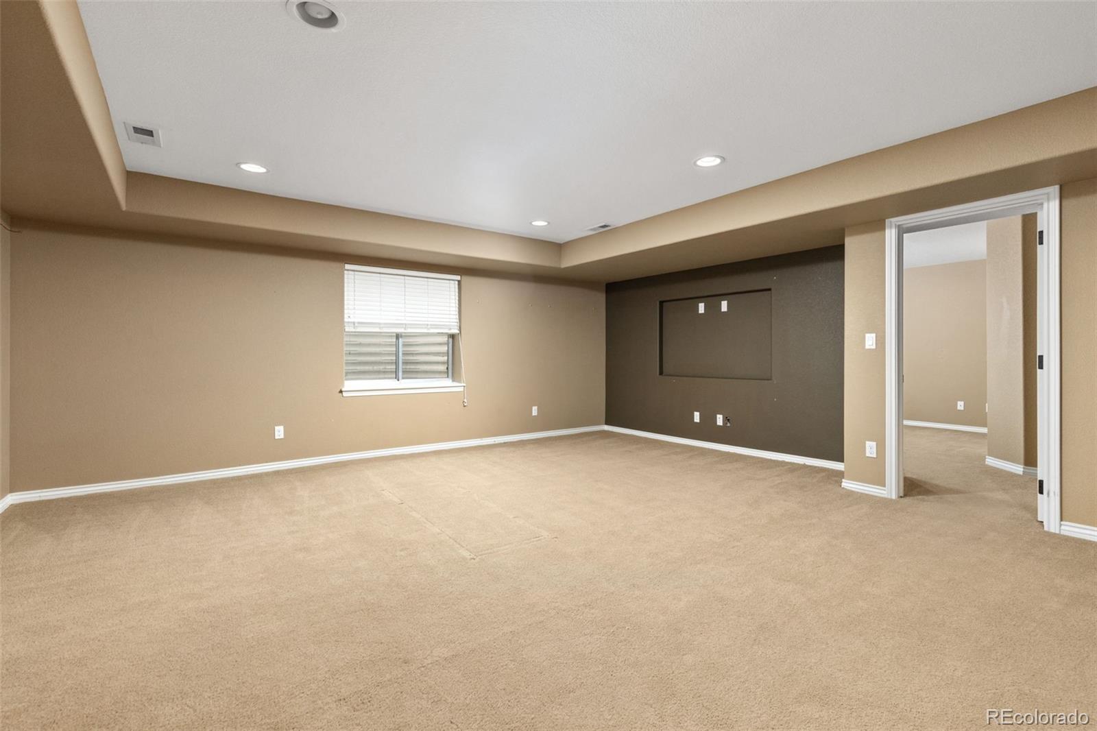 9515 S Bluebead Way