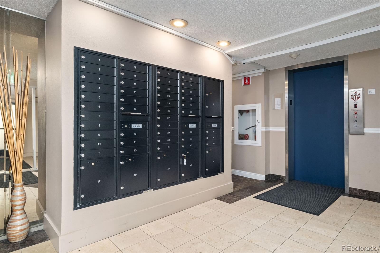 1125 N Washington Street Unit: 405