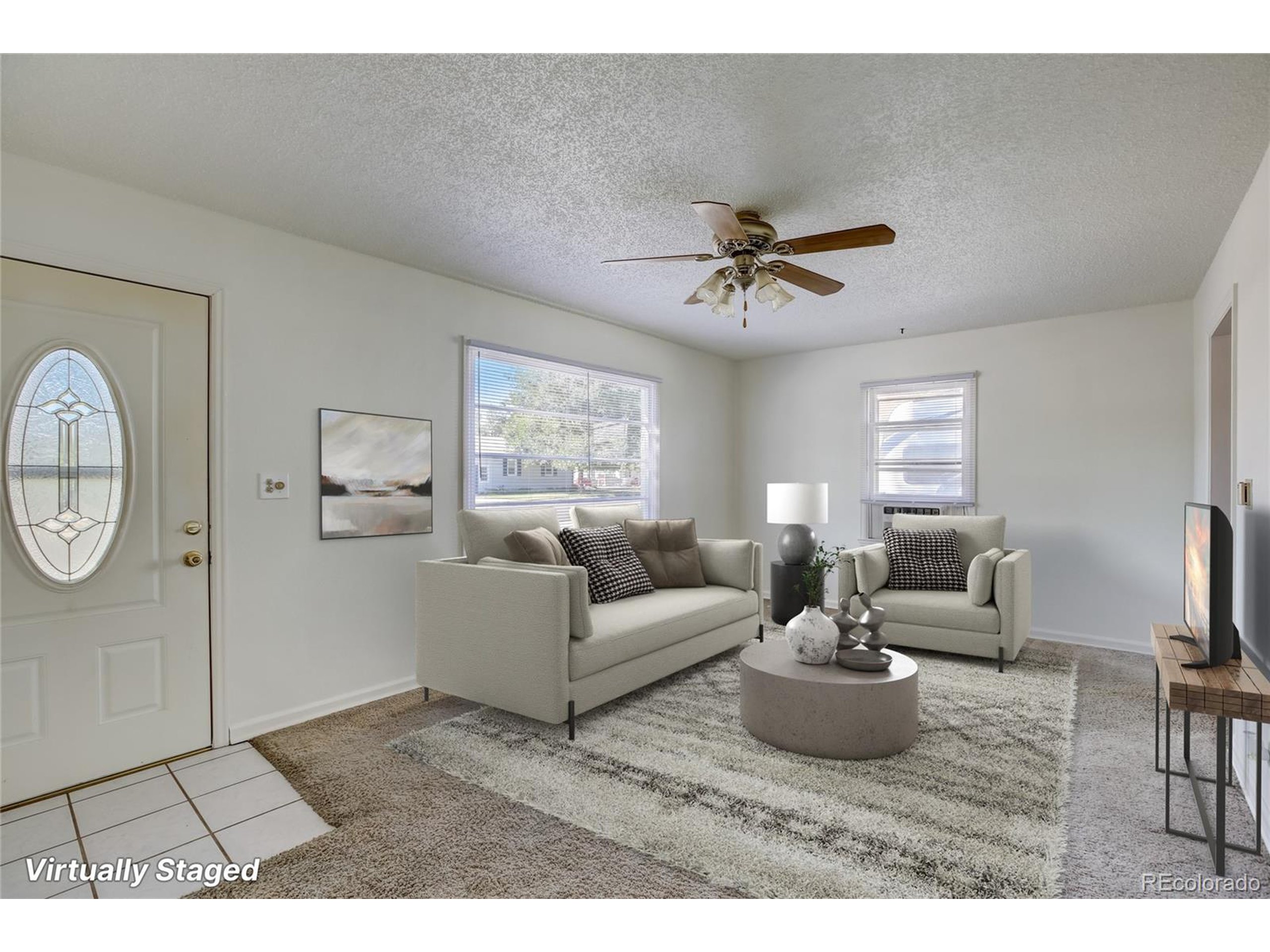 2443 Mountain View Dr