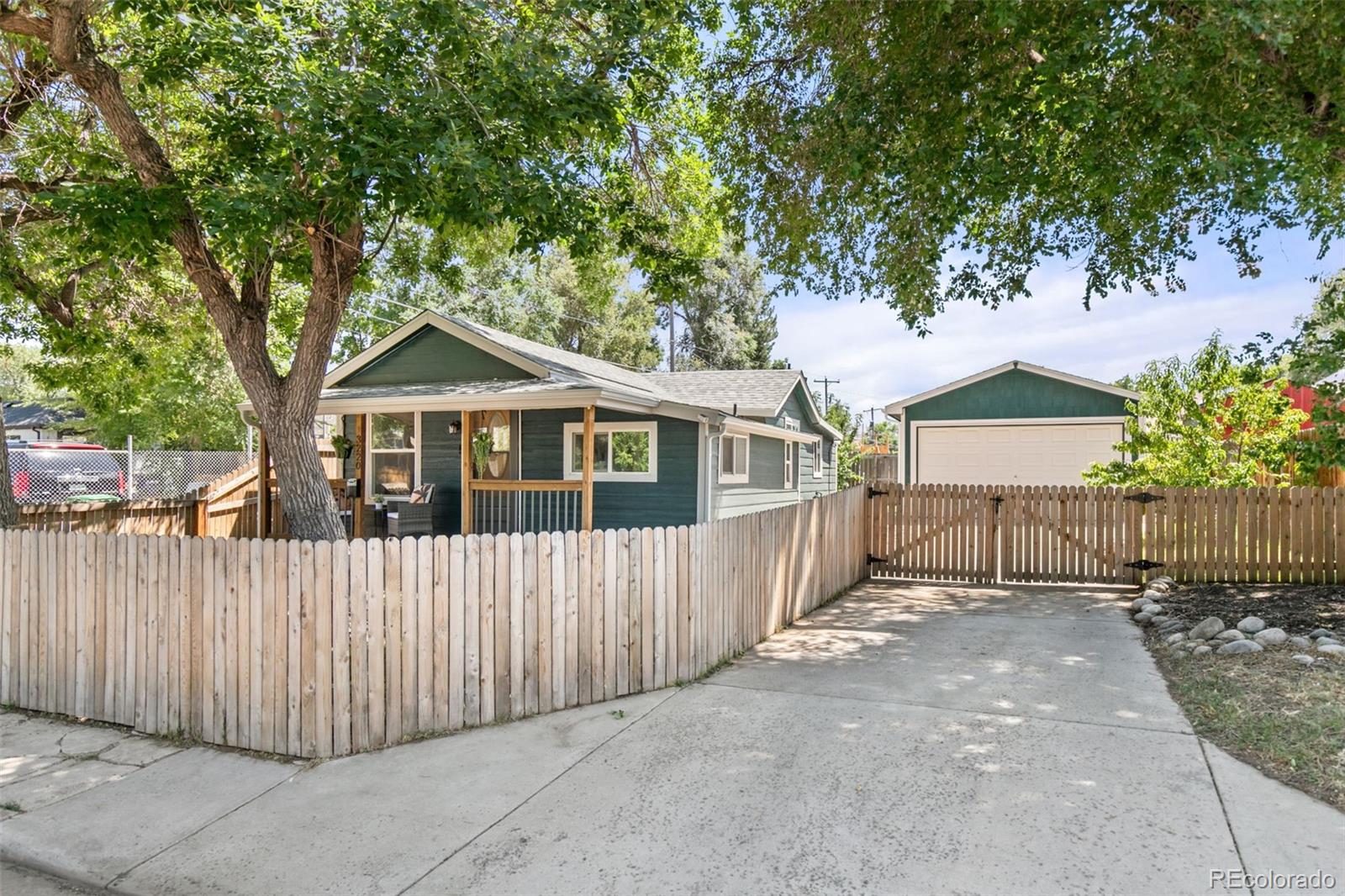 3220 W 2nd Avenue