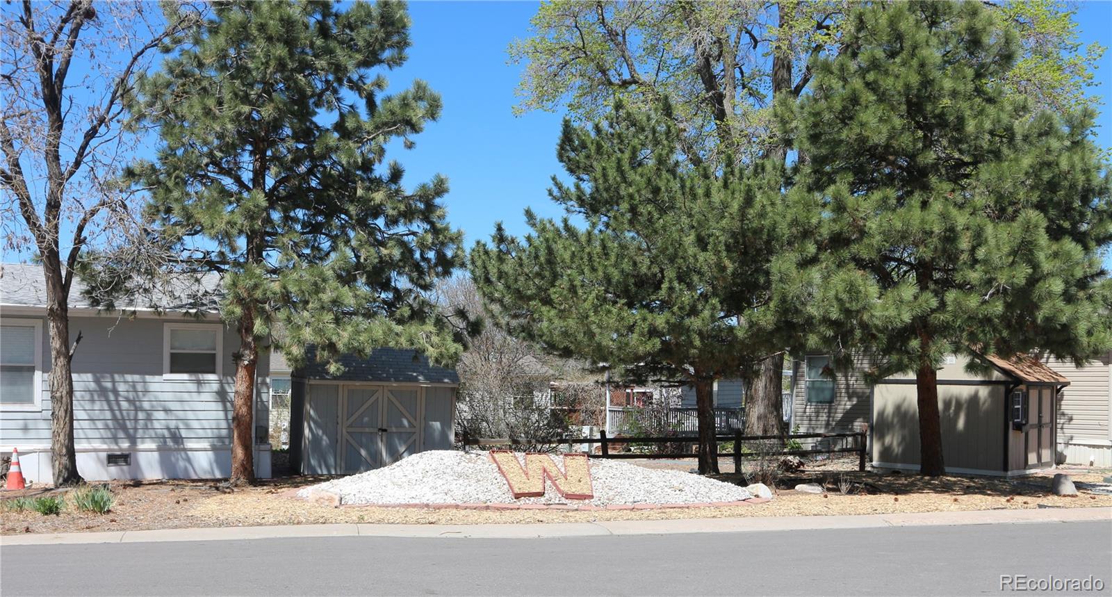 8201 S Santa Fe Drive