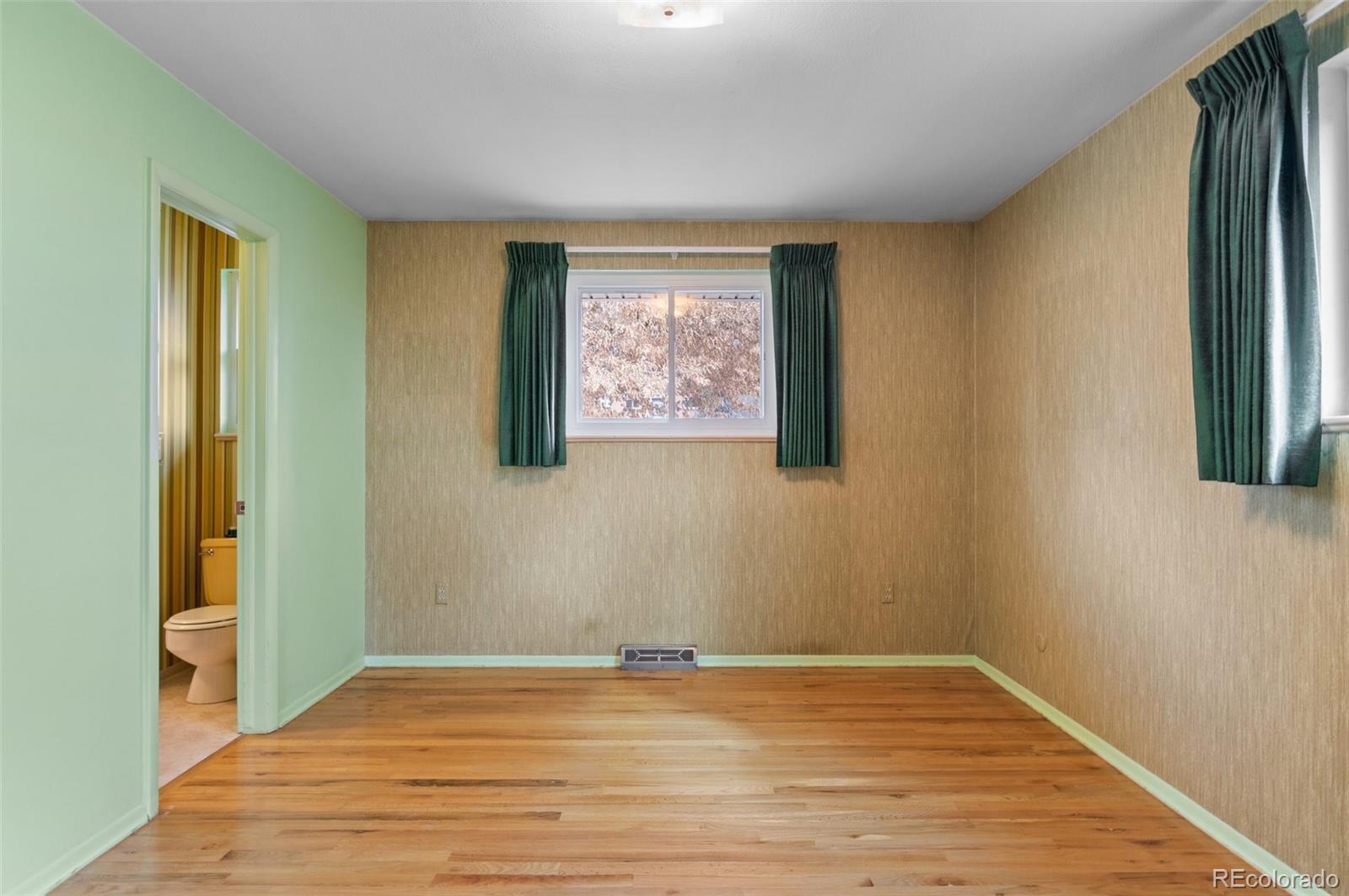 6960 S Penrose Court