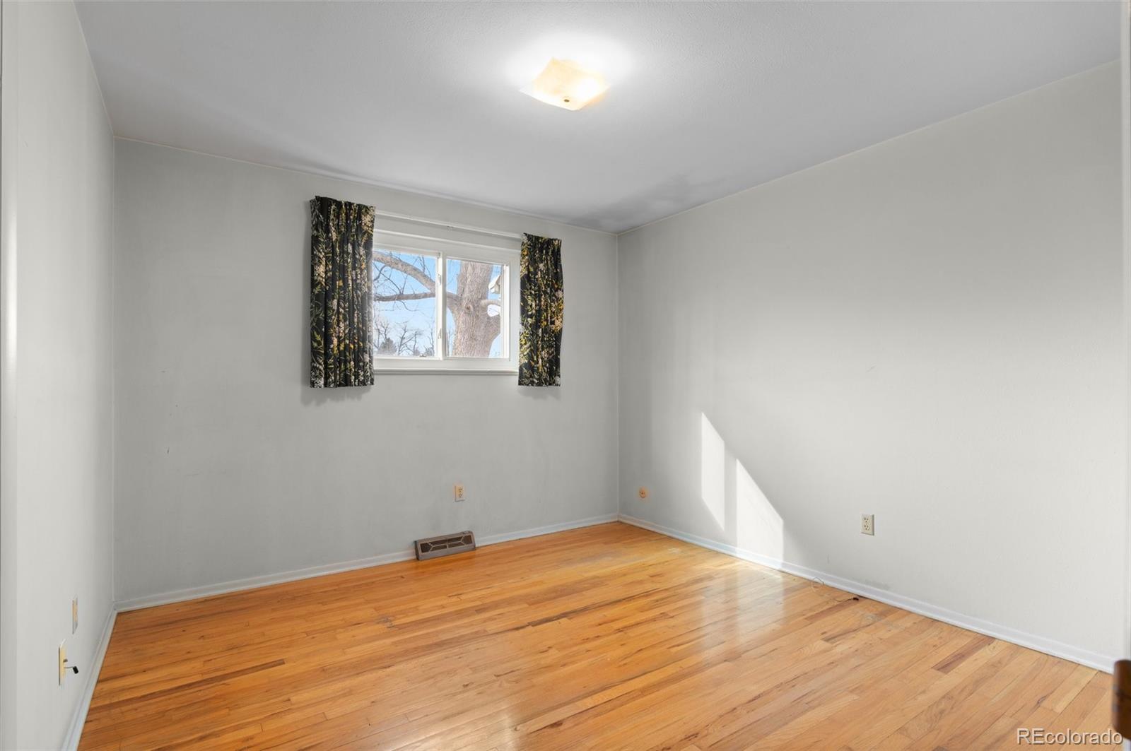 6960 S Penrose Court