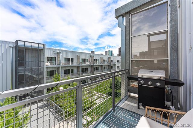 2550 Lawrence Street Unit: RB308