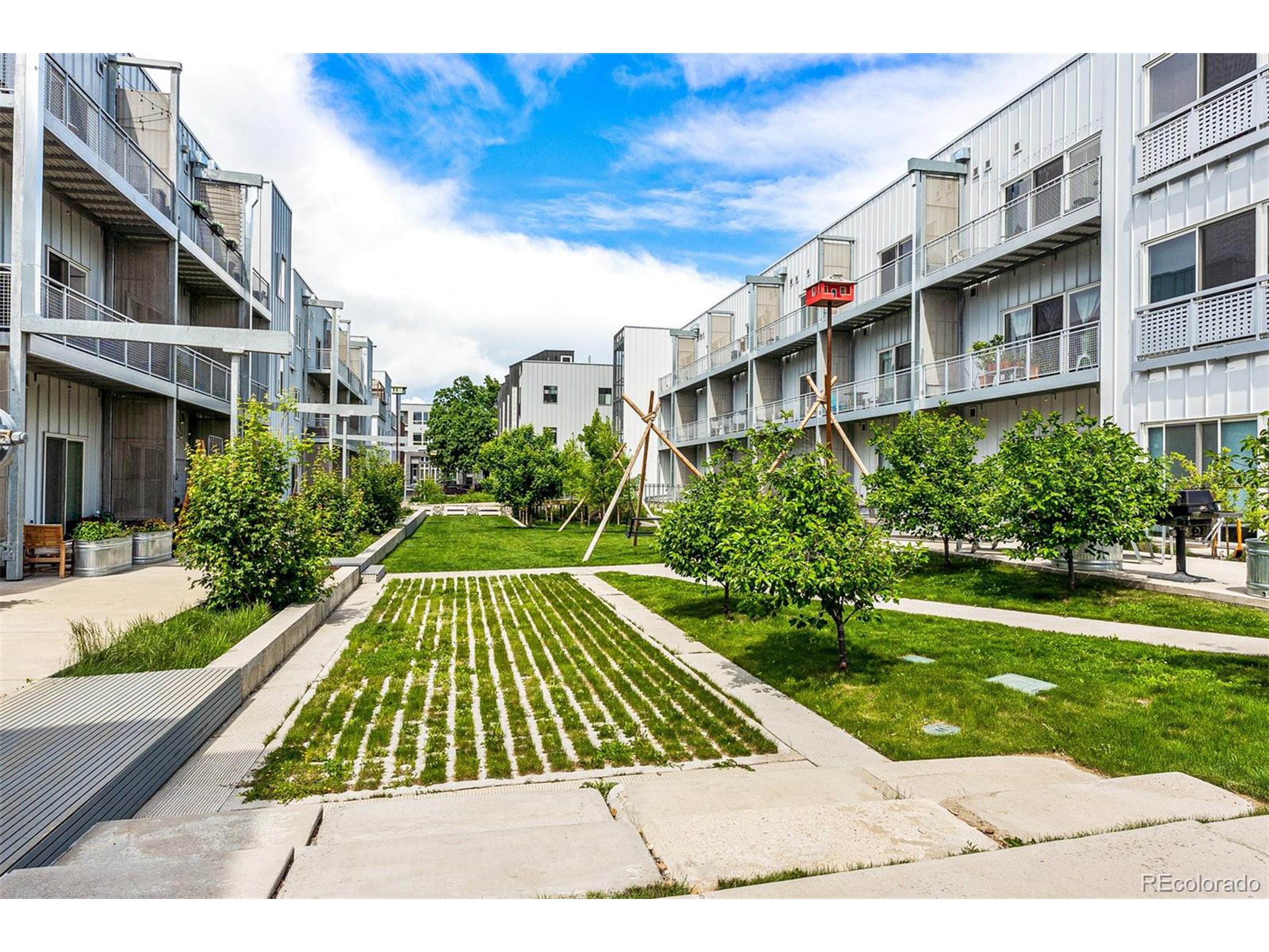 2550 Lawrence St RB308