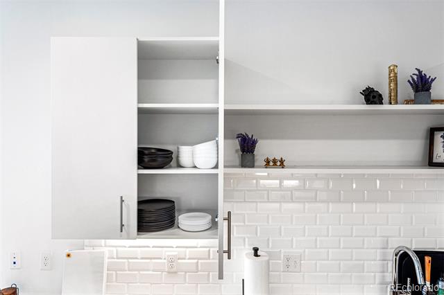 2550 Lawrence Street Unit: RB308