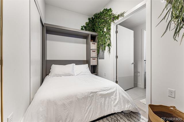 2550 Lawrence Street Unit: RB308