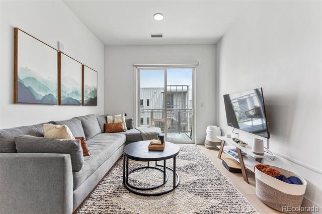 2550 Lawrence Street Unit: RB308