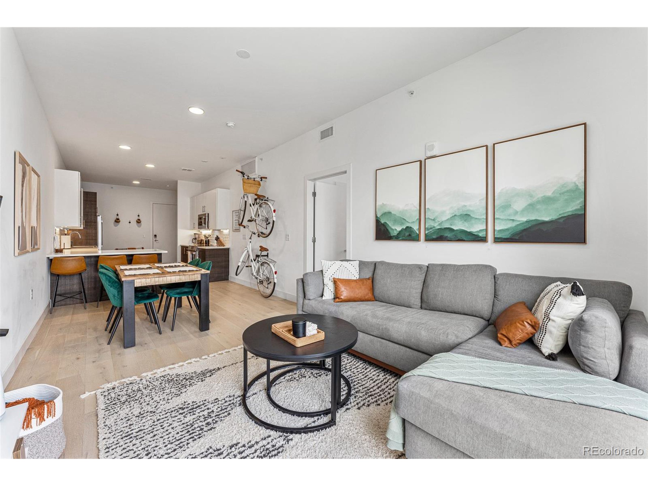 2550 Lawrence St RB308