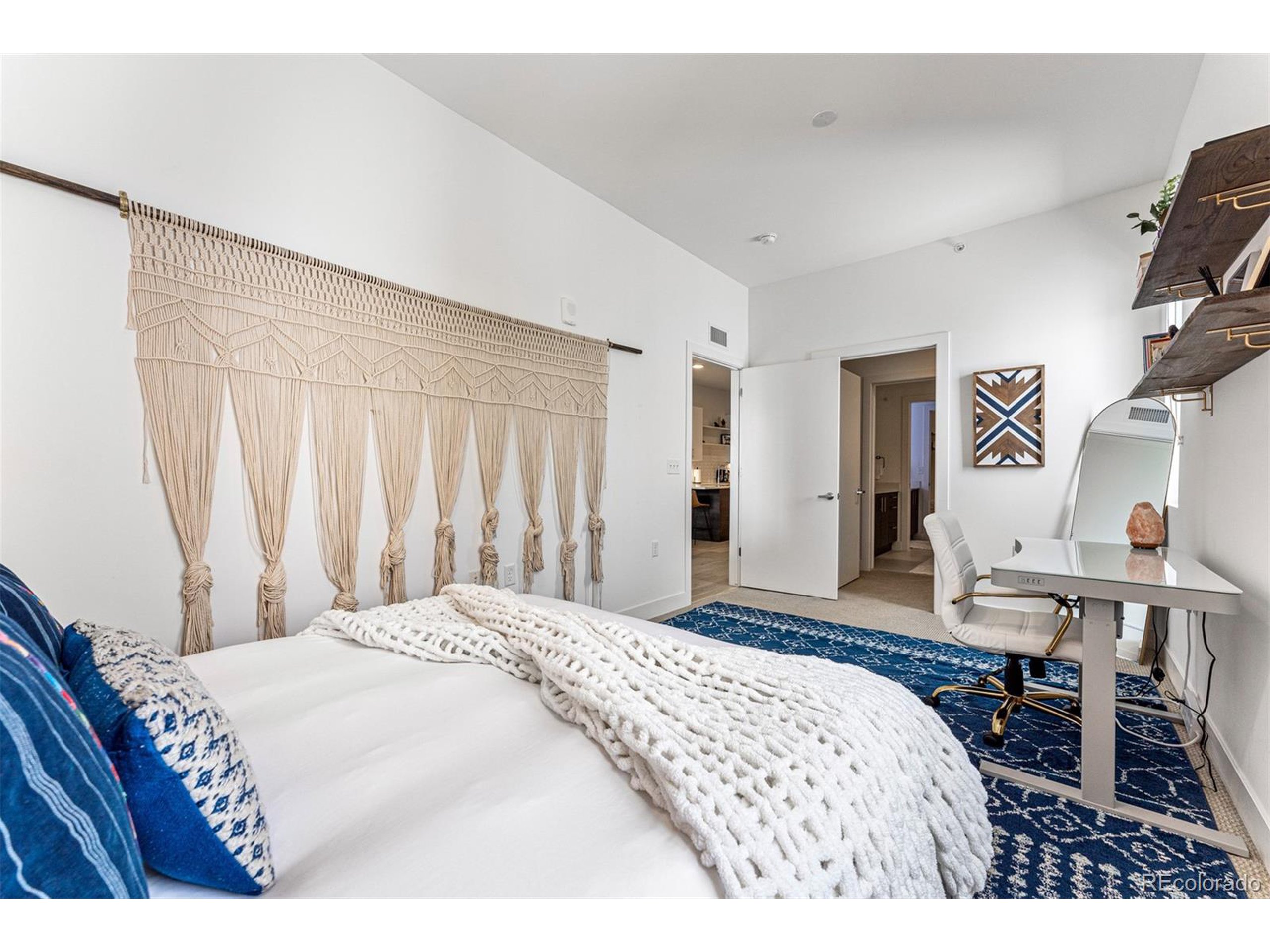 2550 Lawrence St RB308