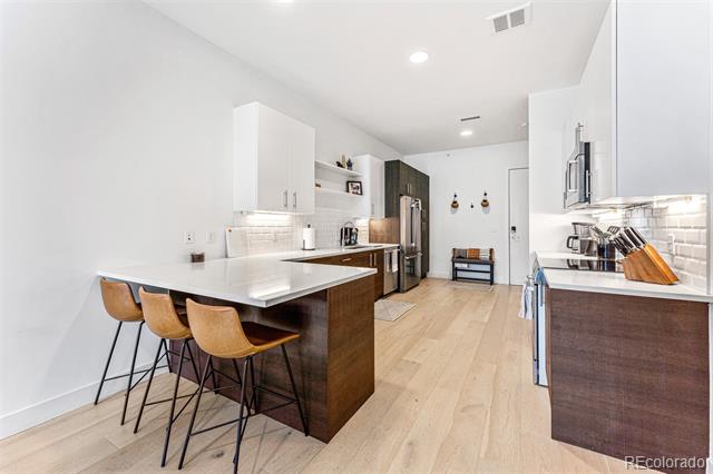 2550 Lawrence Street Unit: RB308