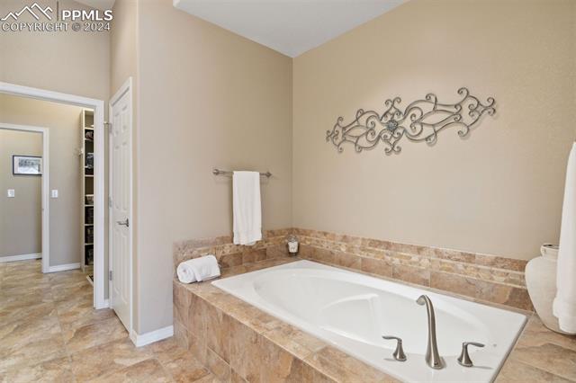 13808 Paradise Villas Grove