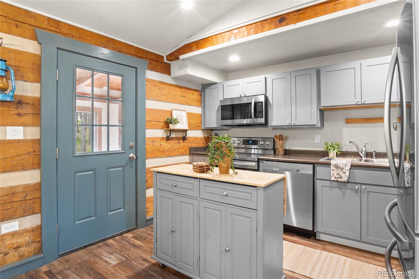 4719 Beaver Ridge