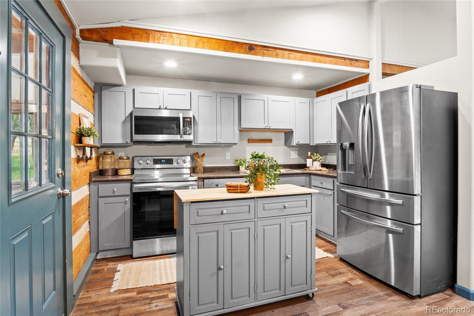4719 Beaver Ridge