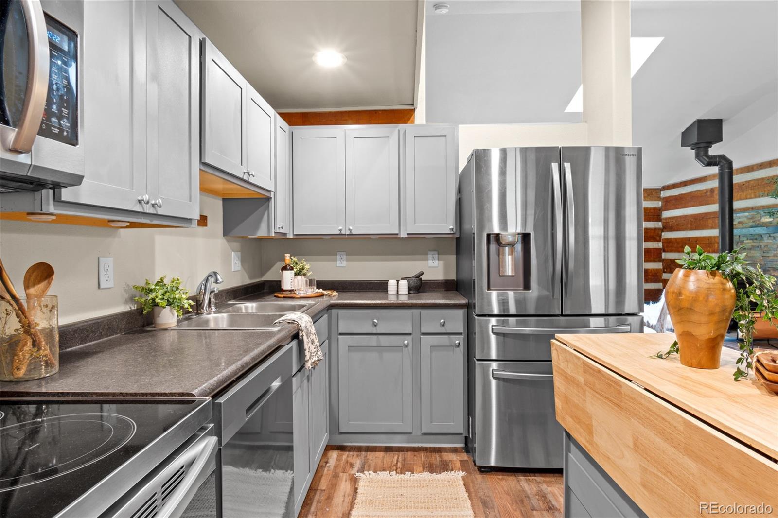 4719 Beaver Ridge