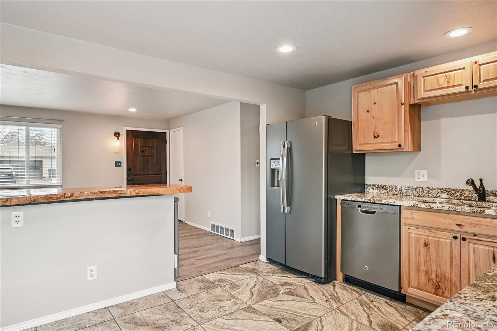1556 S Field Court