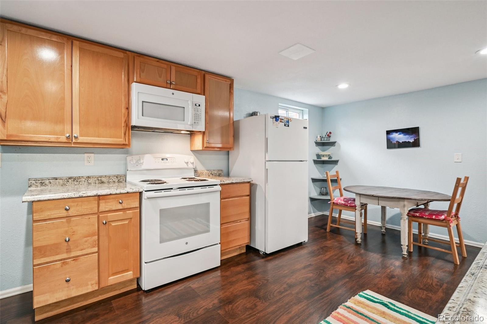 1556 S Field Court