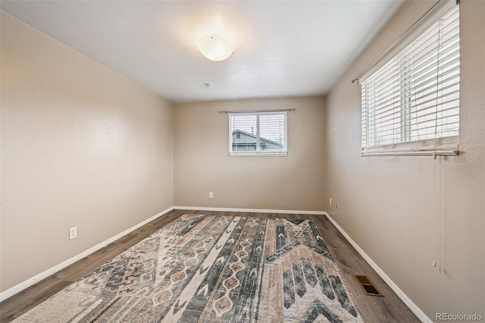 1556 S Field Court