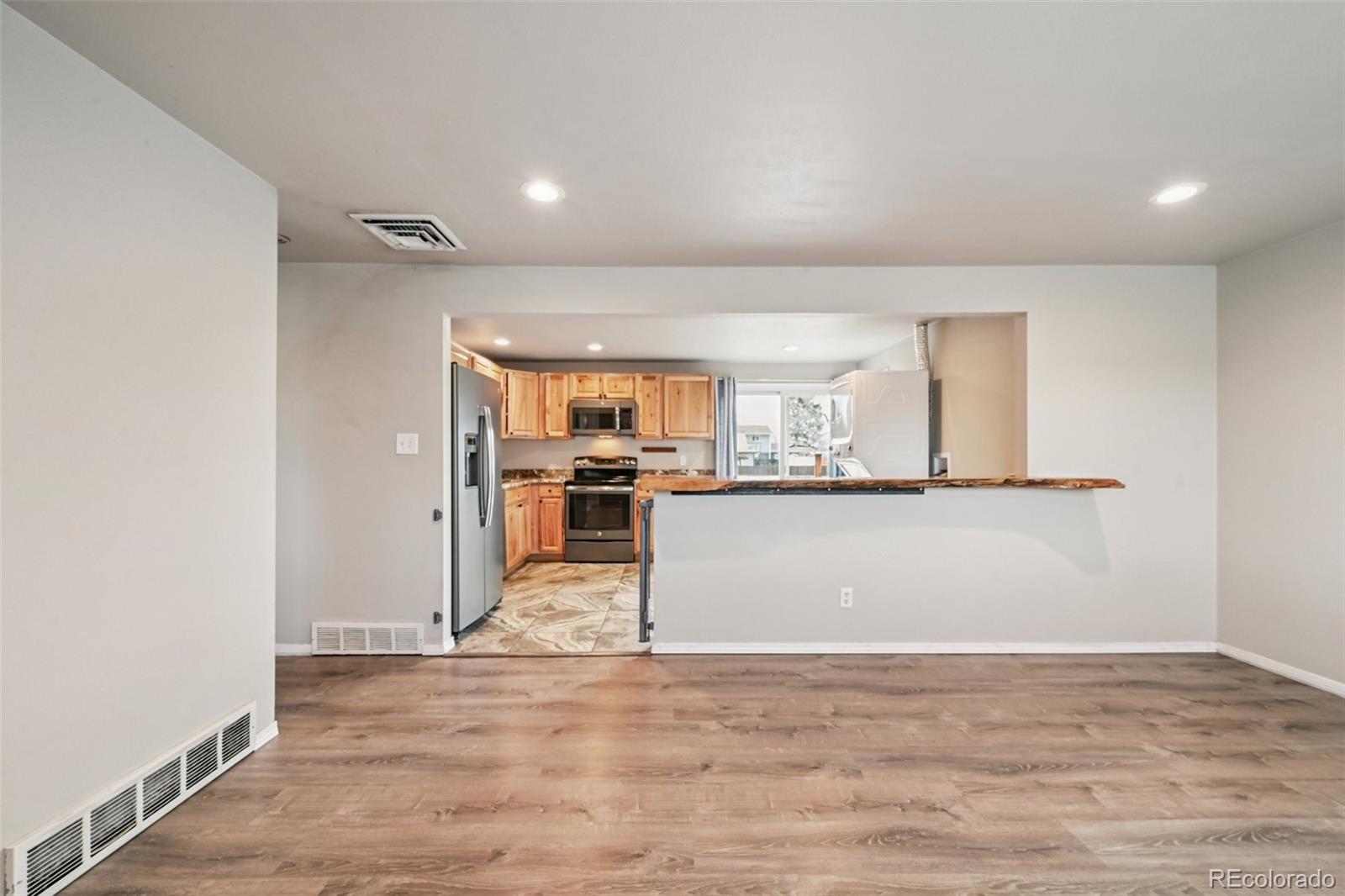 1556 S Field Court