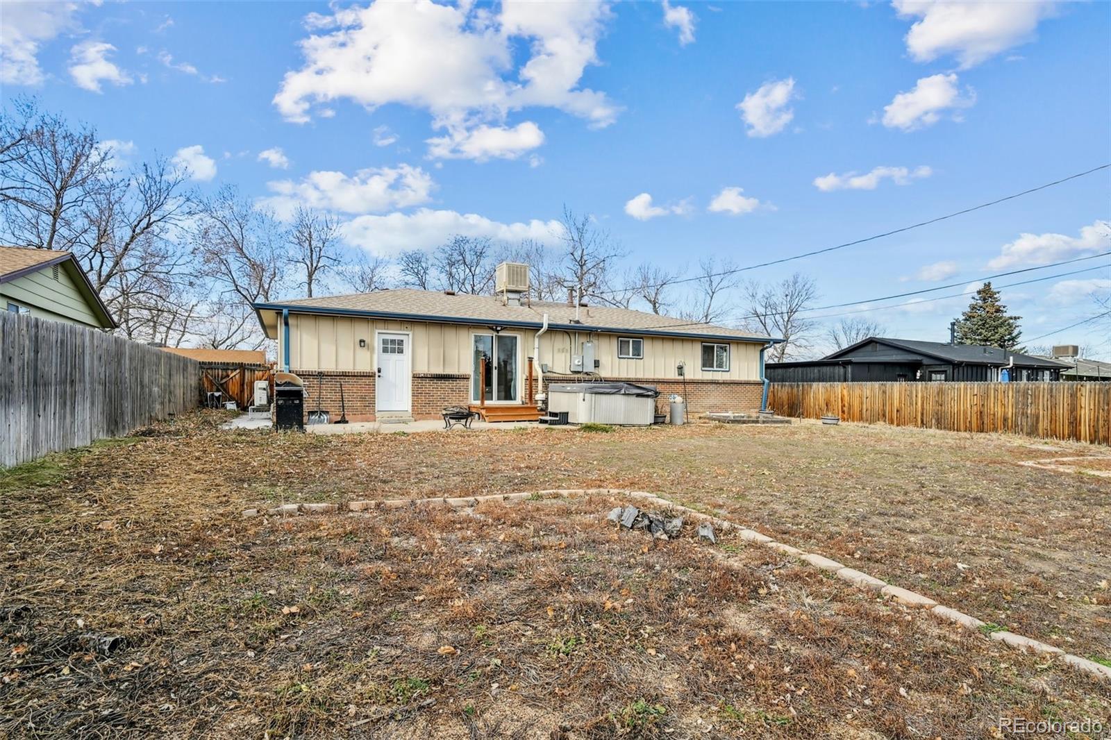 1556 S Field Court