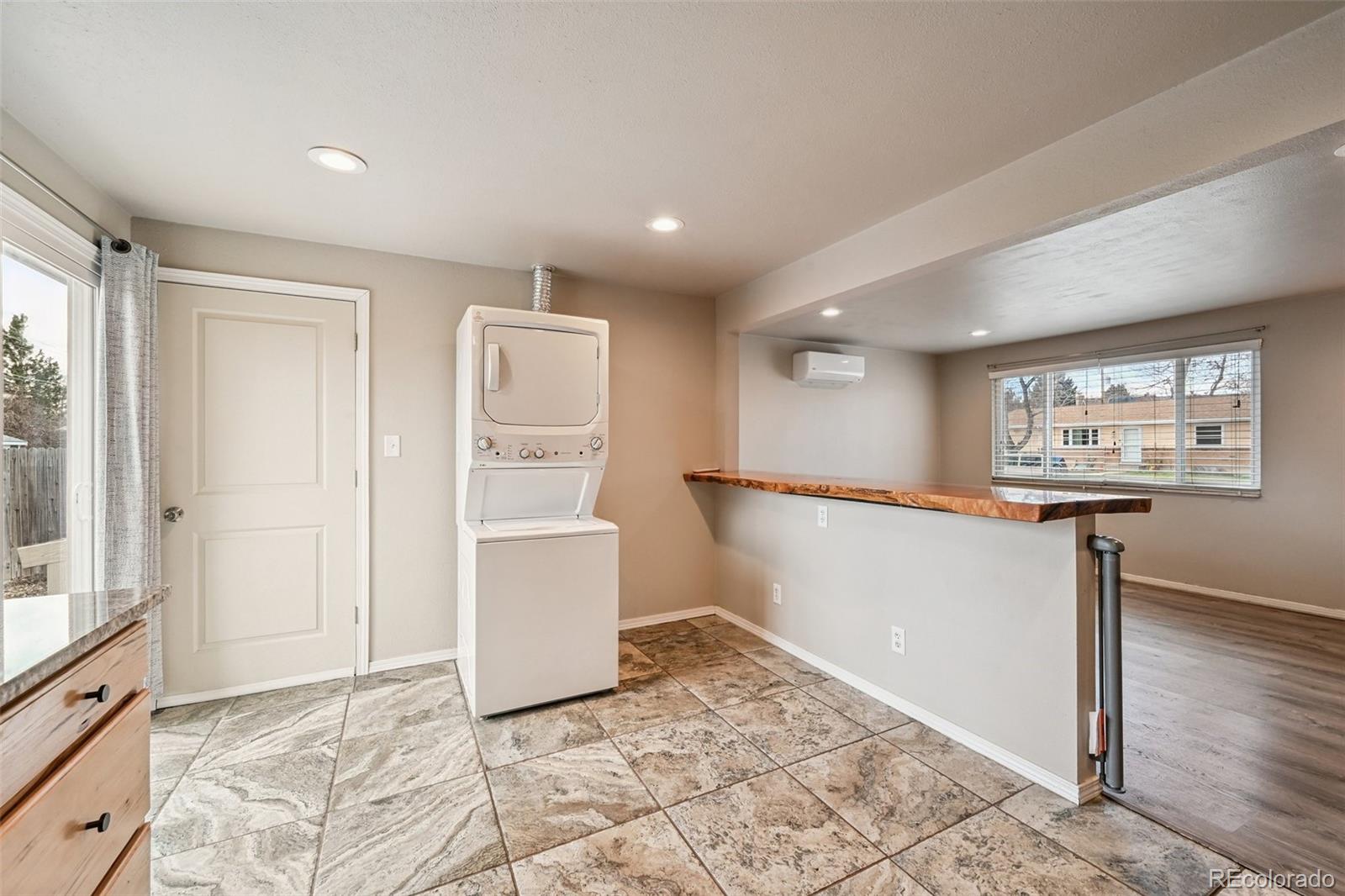 1556 S Field Court