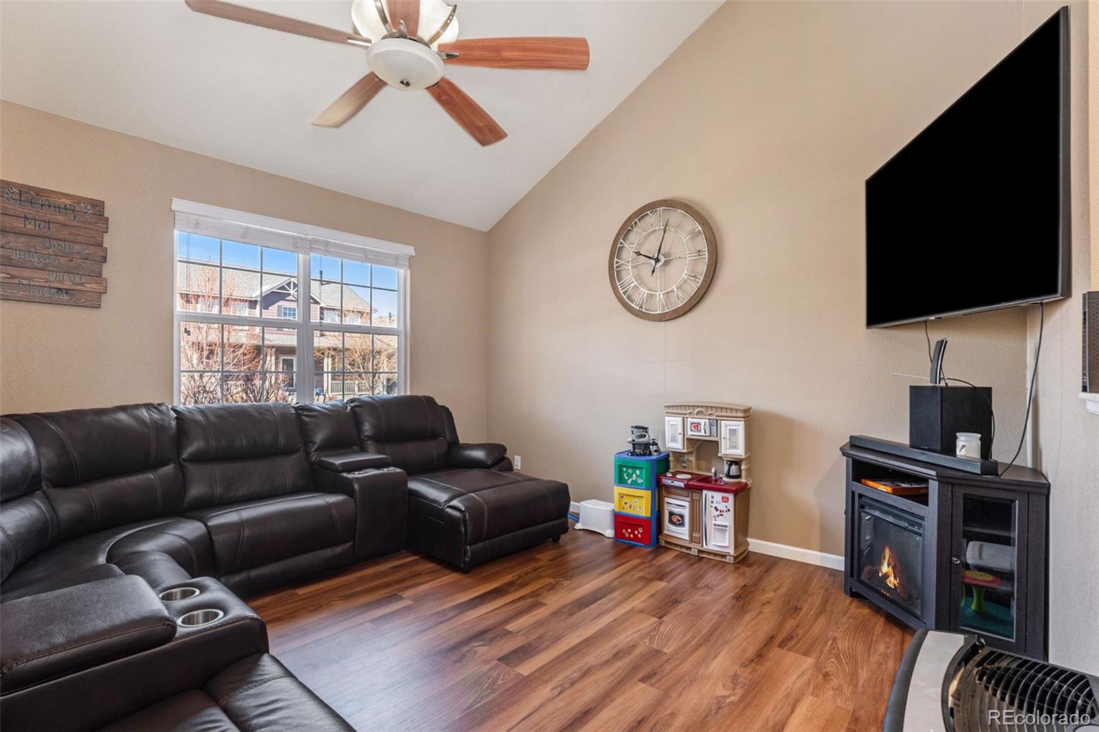 11056 Oakland Drive