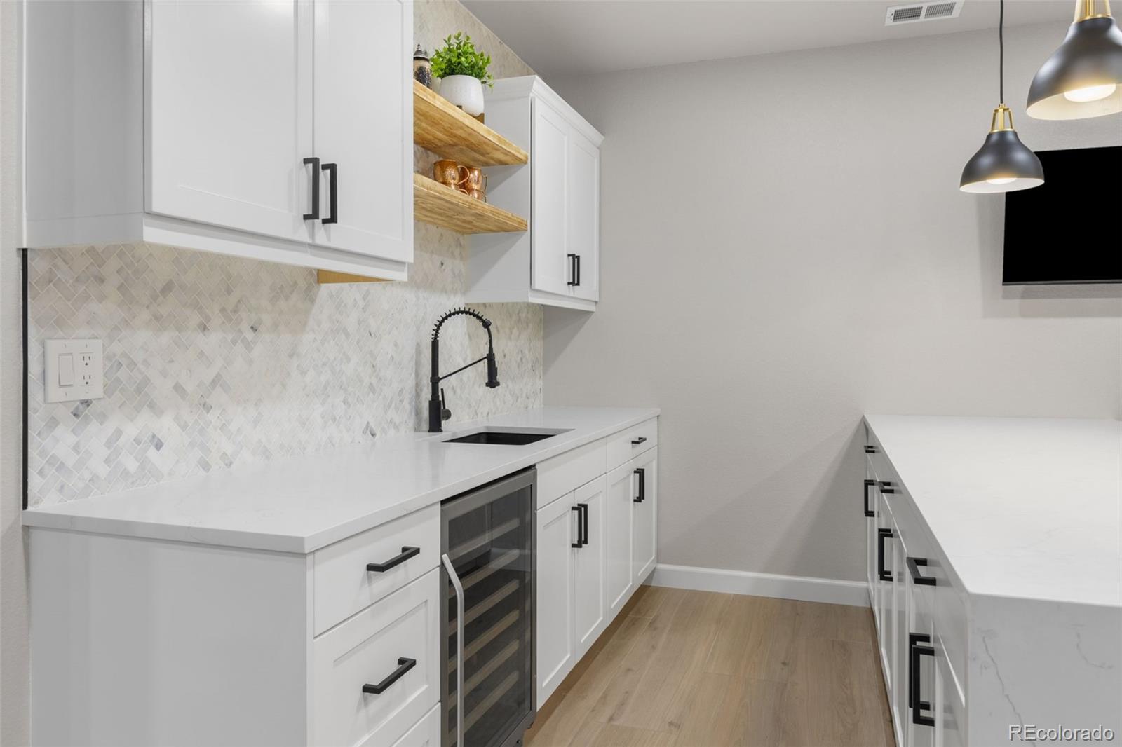 1788 Ghost Dance Circle