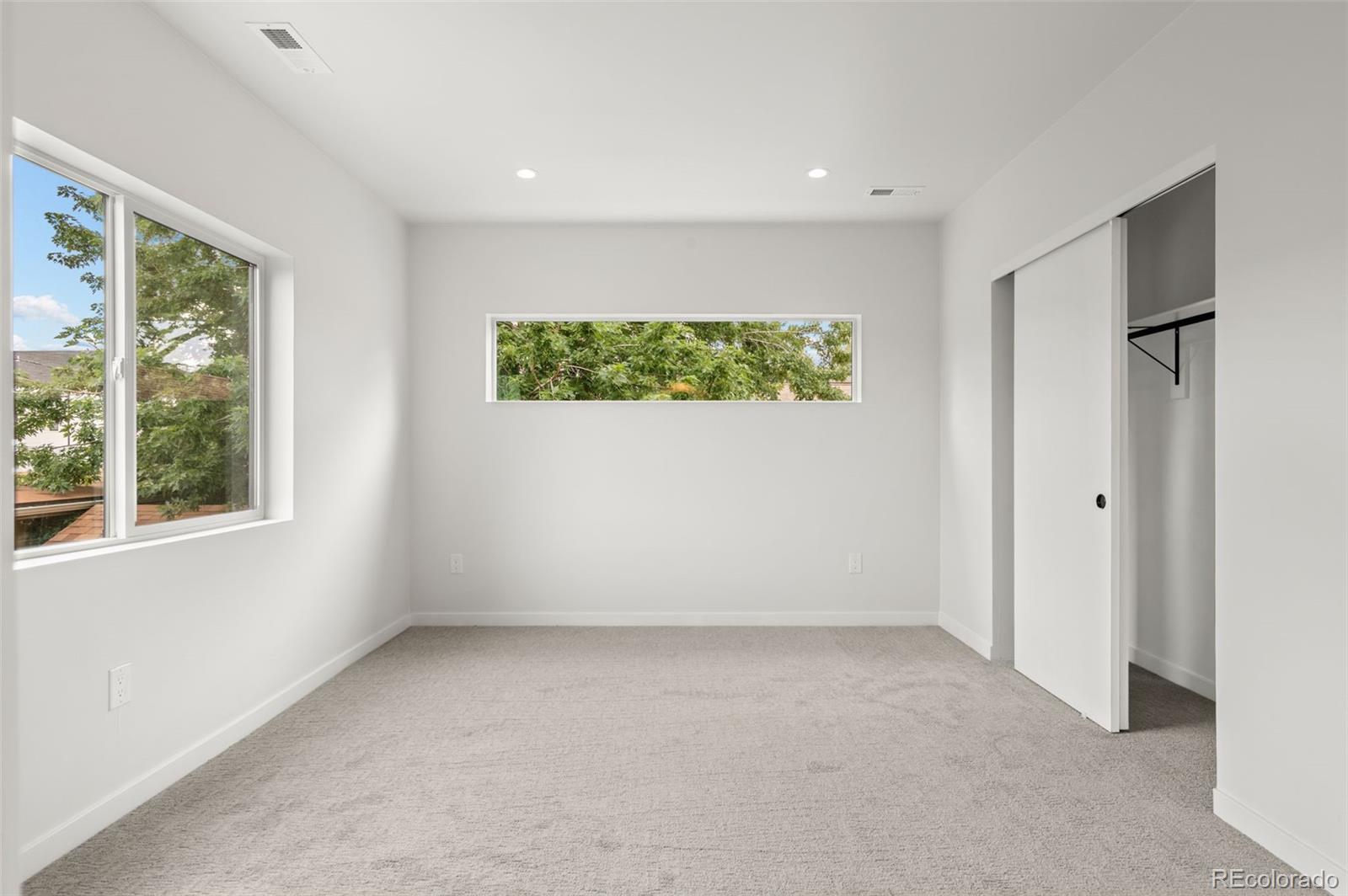 2124 S Cherokee Street