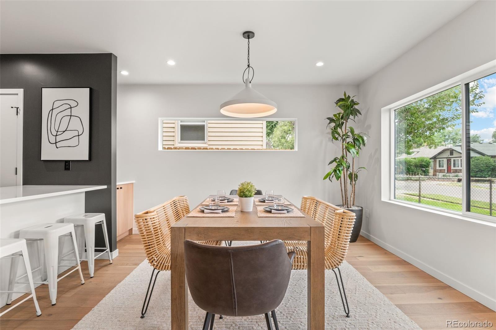 2124 S Cherokee Street