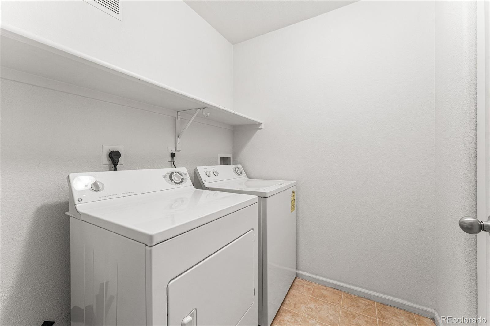 1509 S Florence Court Unit: 211