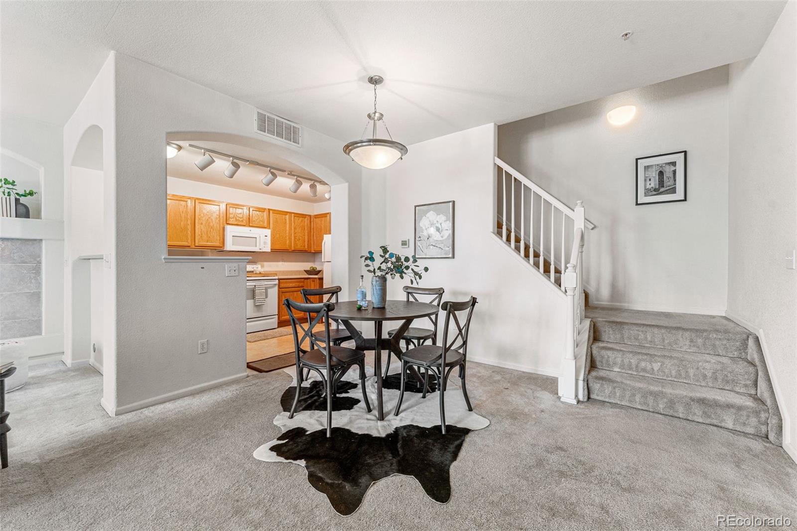 1509 S Florence Court Unit: 211