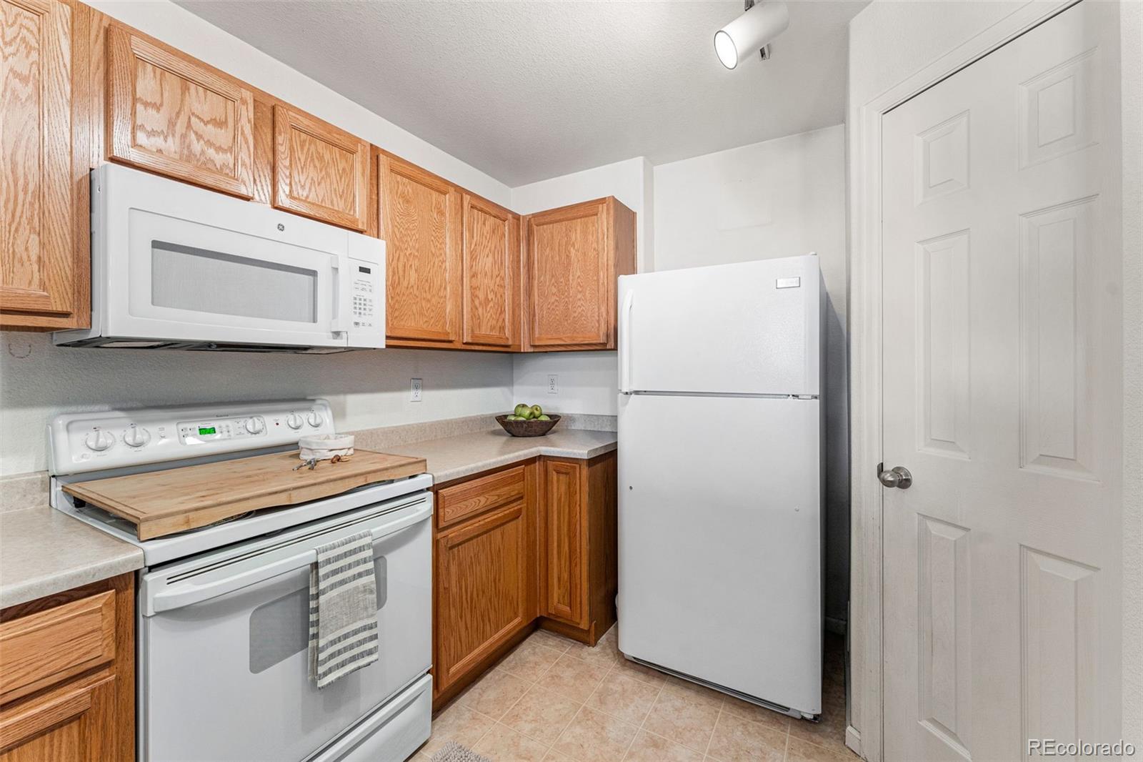 1509 S Florence Court Unit: 211