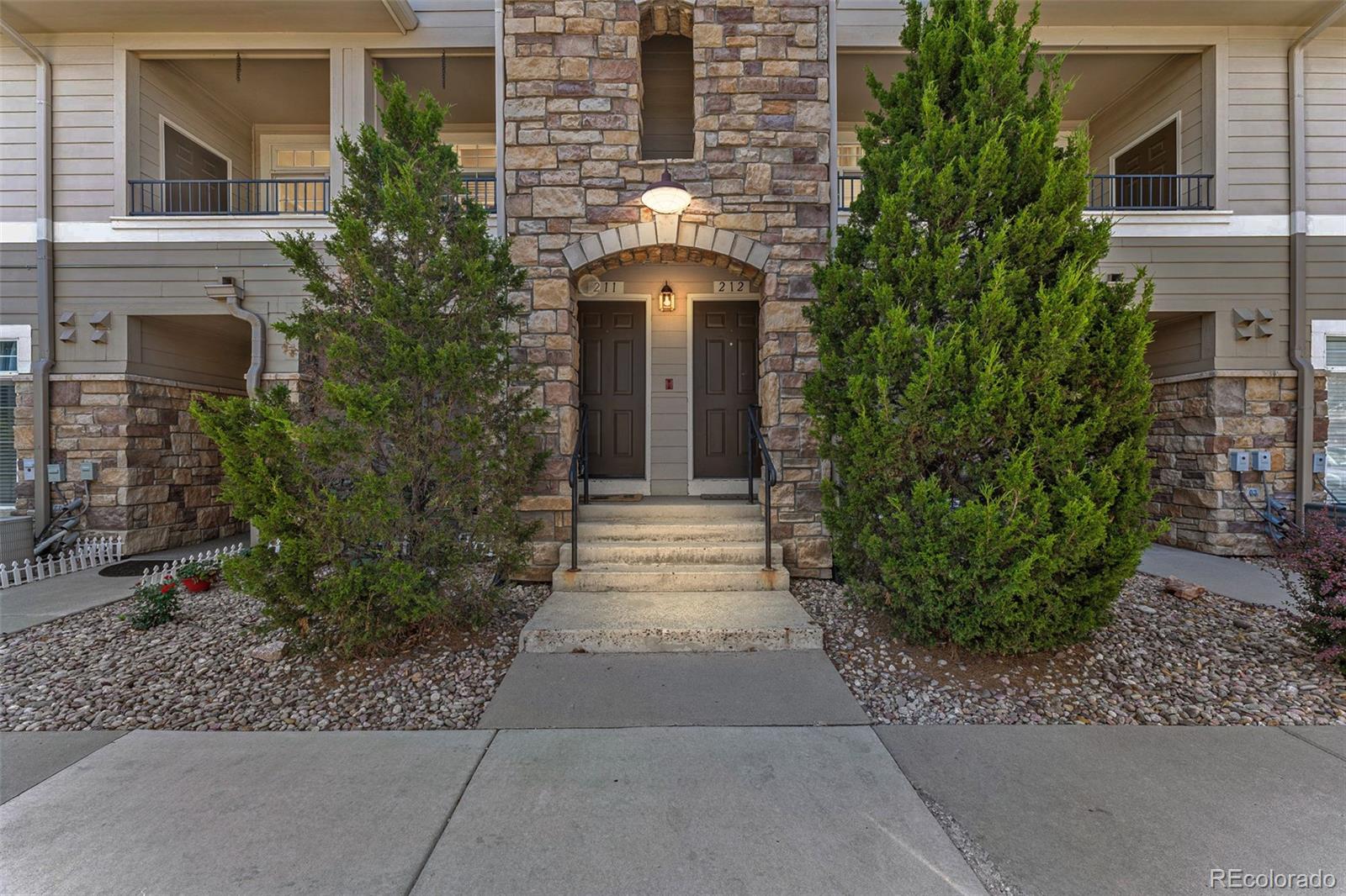 1509 S Florence Court Unit: 211