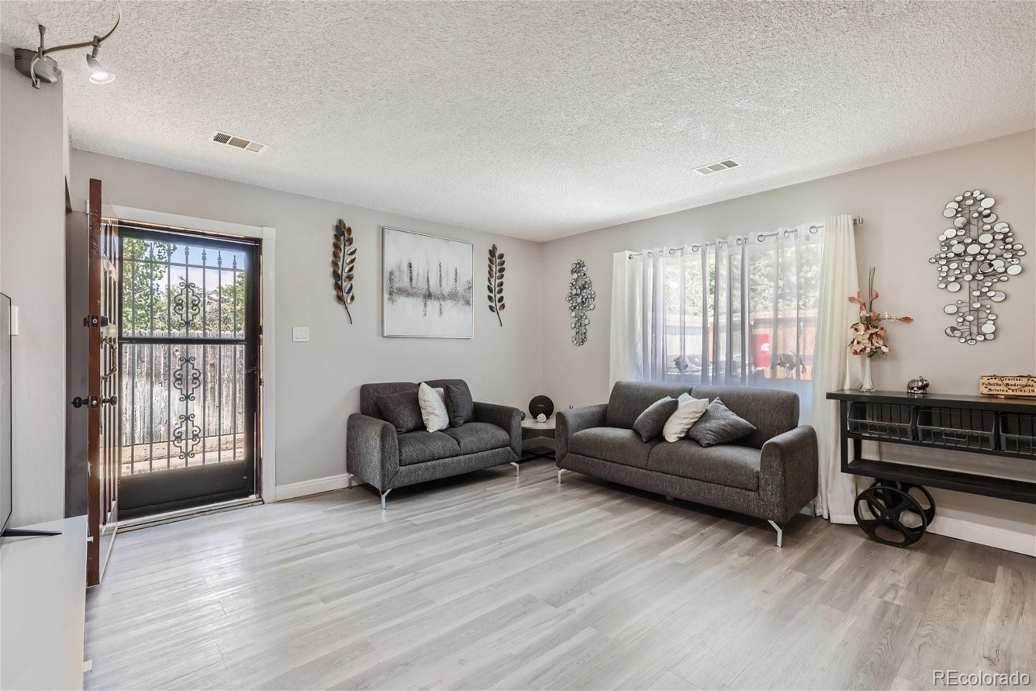12428 E Kansas Place Unit: 33