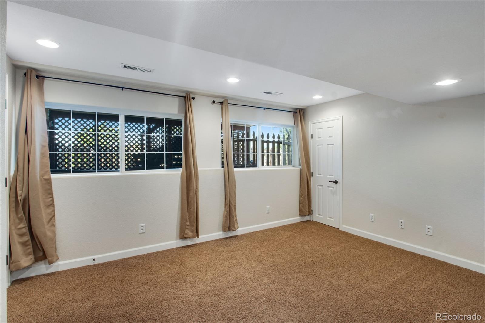 9342 Royal Melbourne Circle