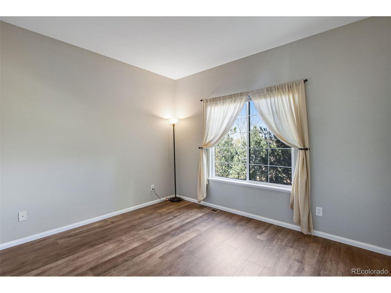 9342 Royal Melbourne Cir