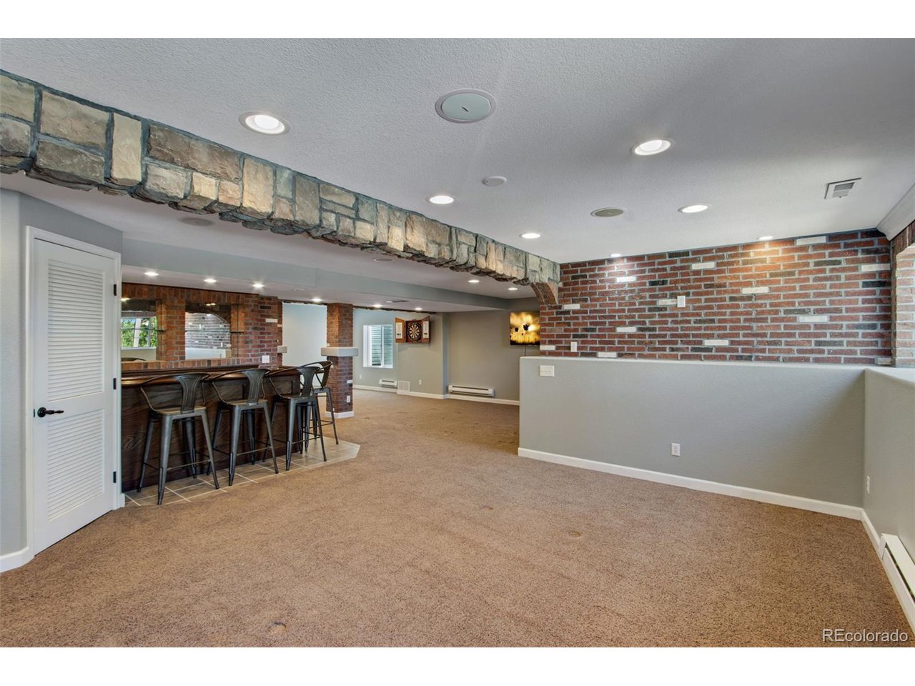 9342 Royal Melbourne Cir