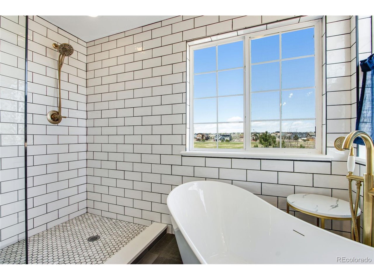 9342 Royal Melbourne Cir