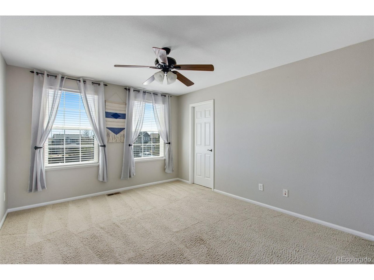 9342 Royal Melbourne Cir