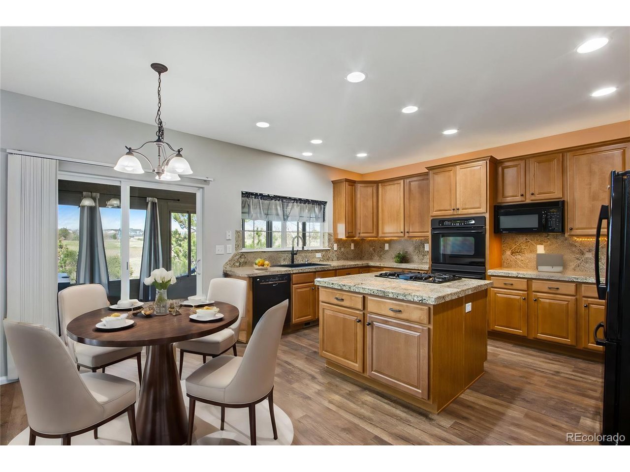 9342 Royal Melbourne Cir