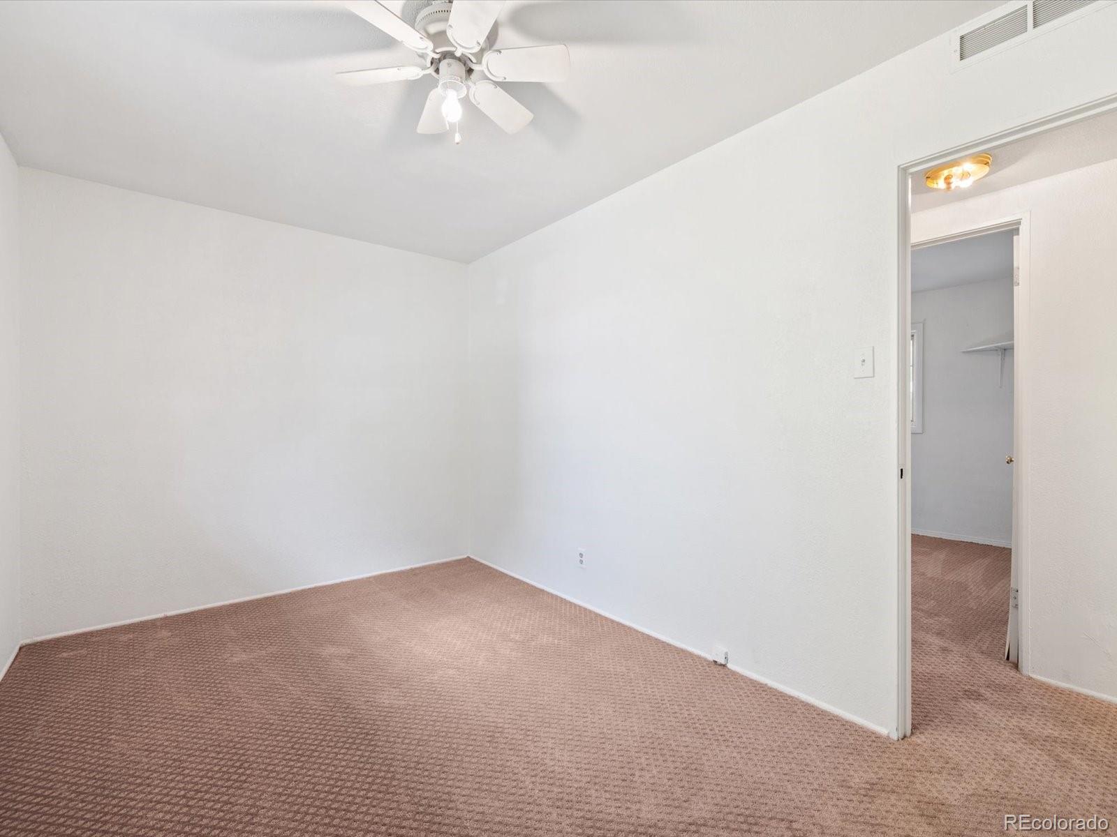 5461 E 67th Place