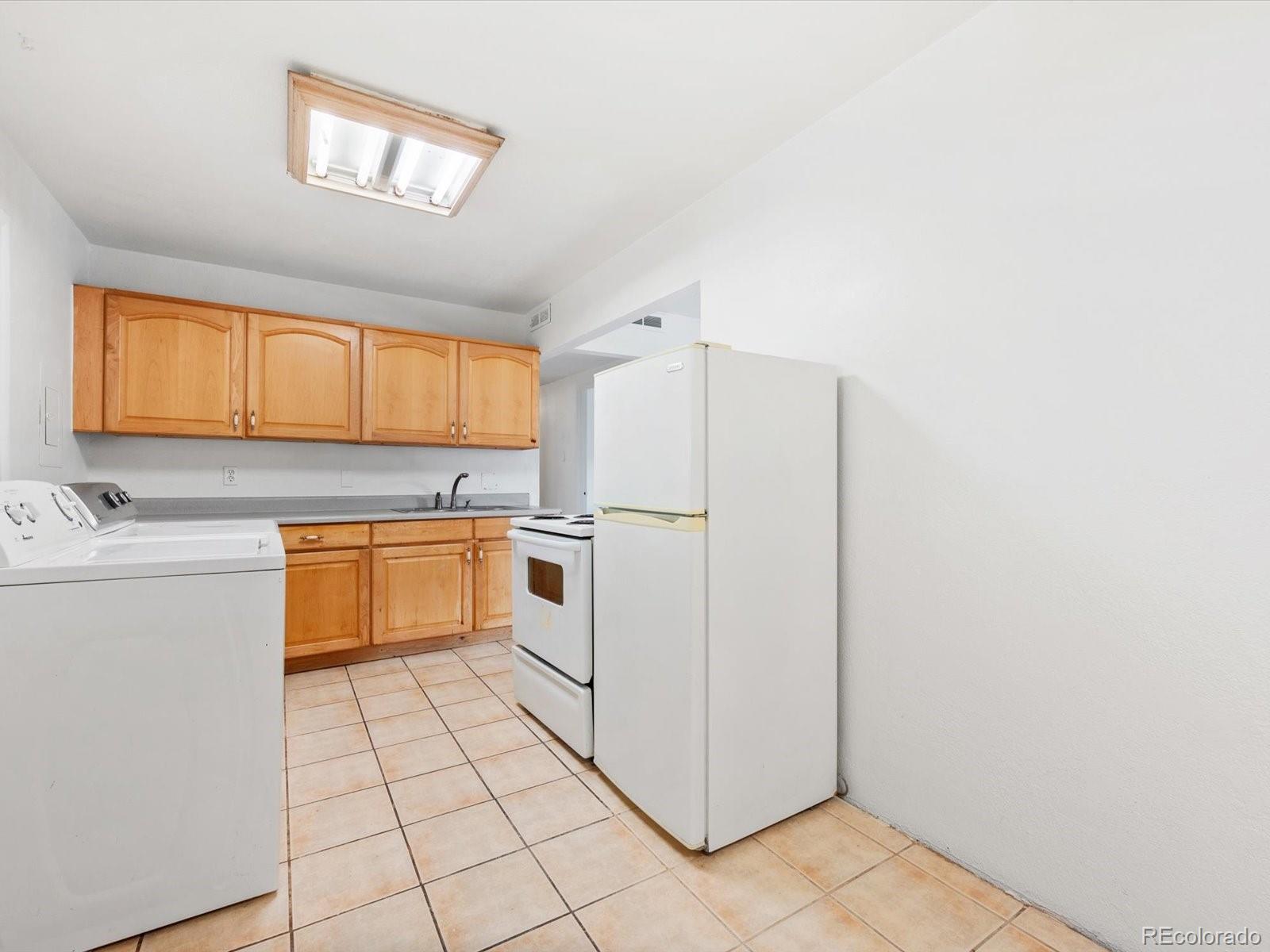 5461 E 67th Place