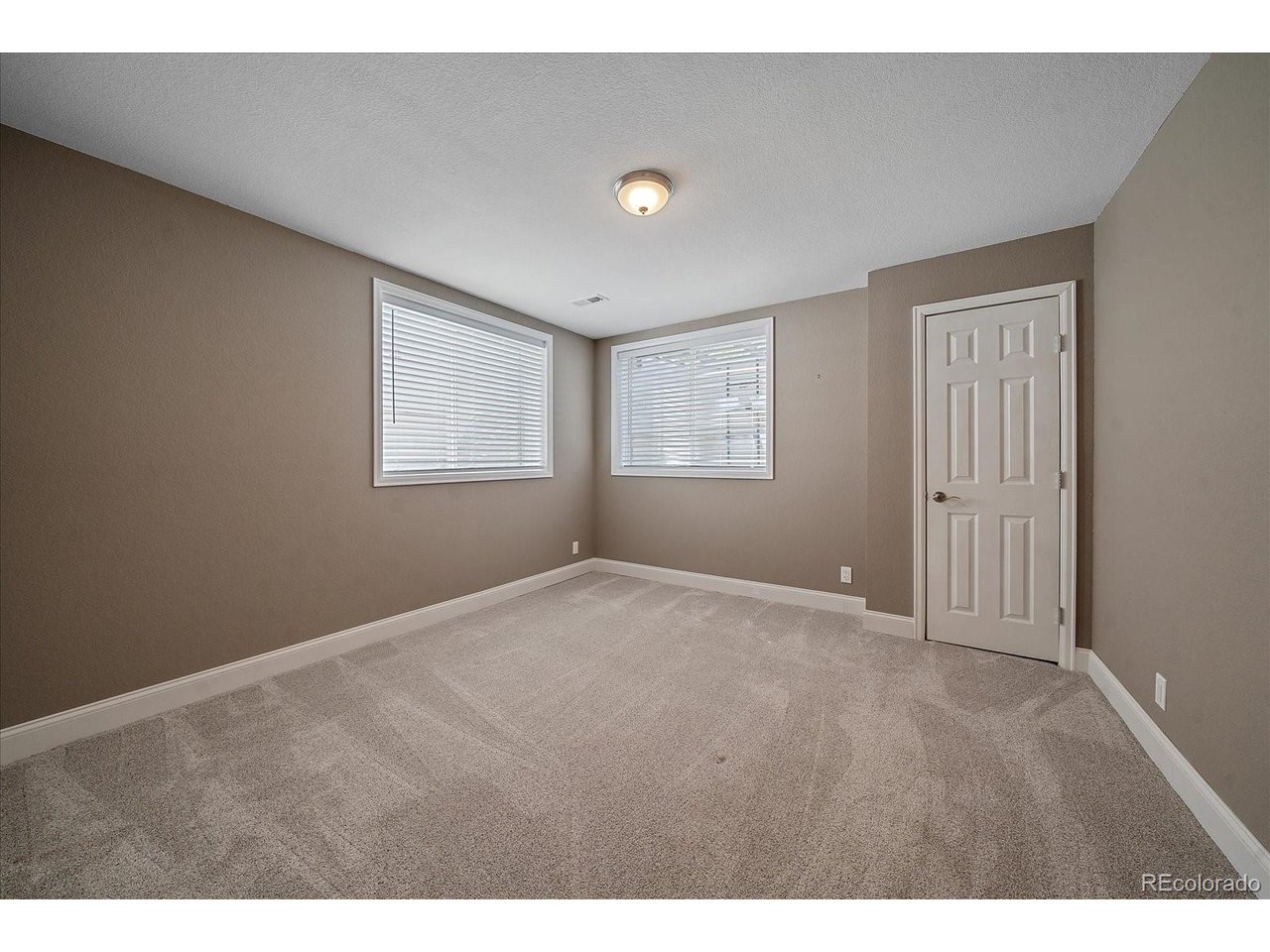 3313 Discovery Ct