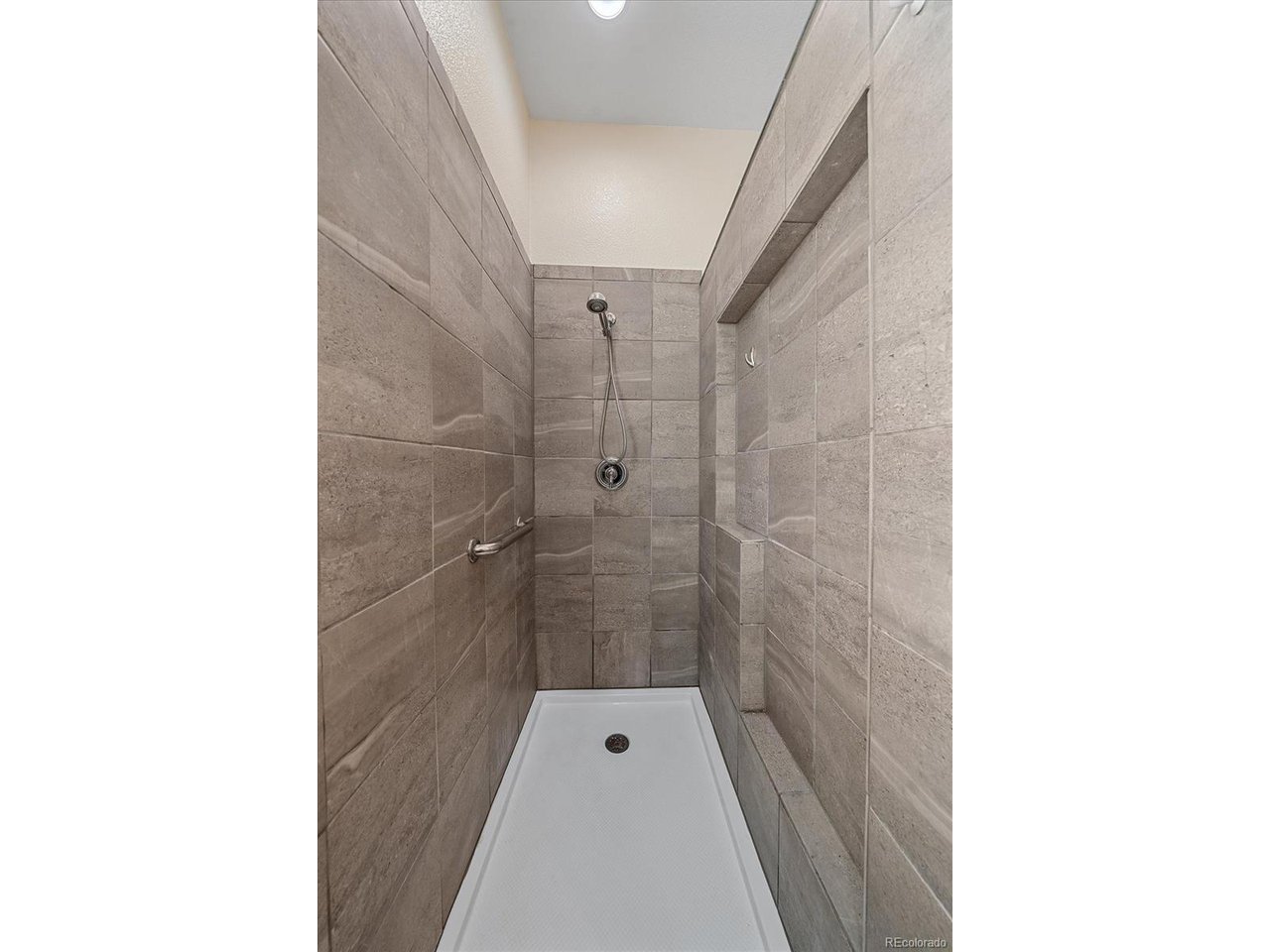 3313 Discovery Ct