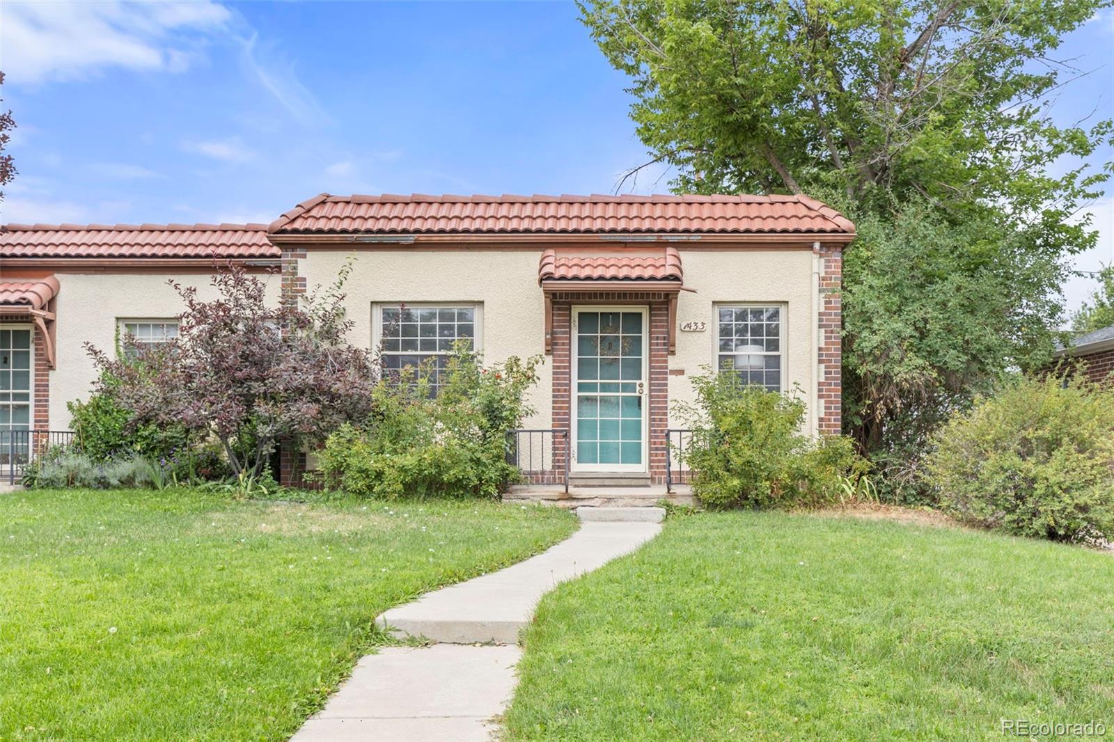 1433 Ivy Street