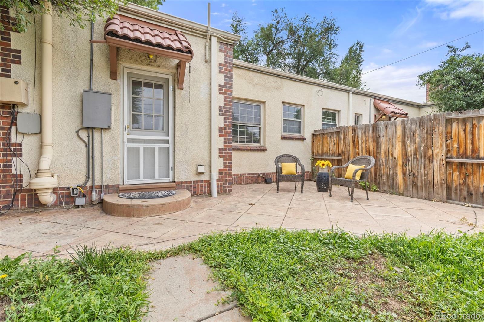 1433 Ivy Street